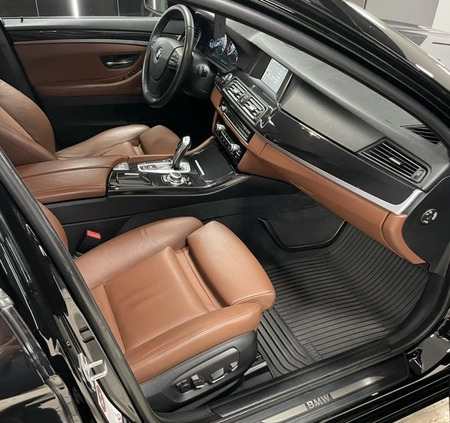 BMW Seria 5 cena 61000 przebieg: 256000, rok produkcji 2014 z Żychlin małe 154